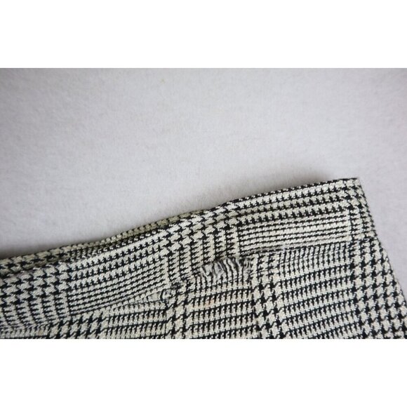 VINTAGE WOMEN'S BLACK & CREAM PLAID PENCIL SKIRT - PLEATED HEM - SIZE 15/16 - Picture 6 of 6